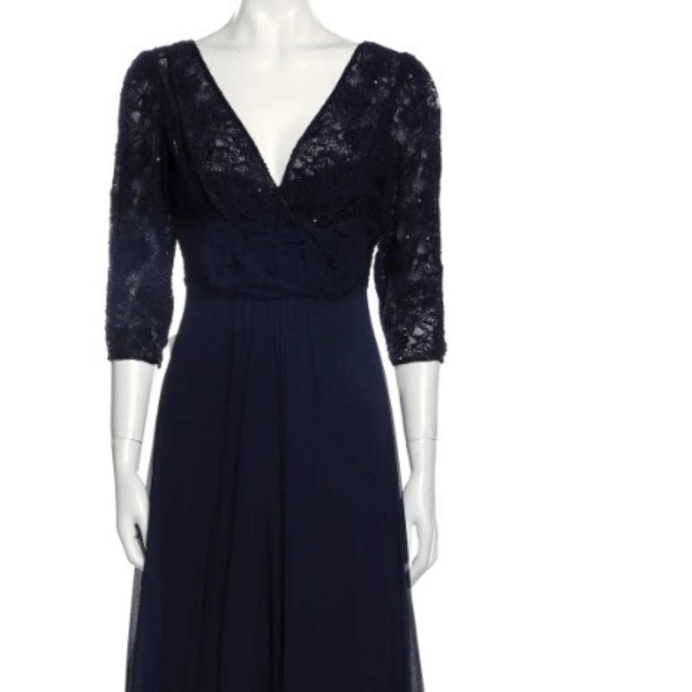 TERI JON BY RICKIE FREEMAN V-Neck Long Dress Gown Lace & Beaded Three-Quarter Sl